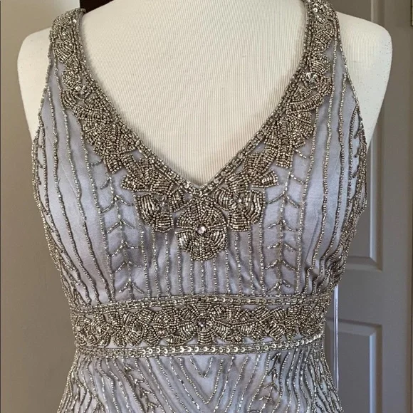 SUE WONG 10 Platinum Silver Grey beaded formal cocktail evening dress